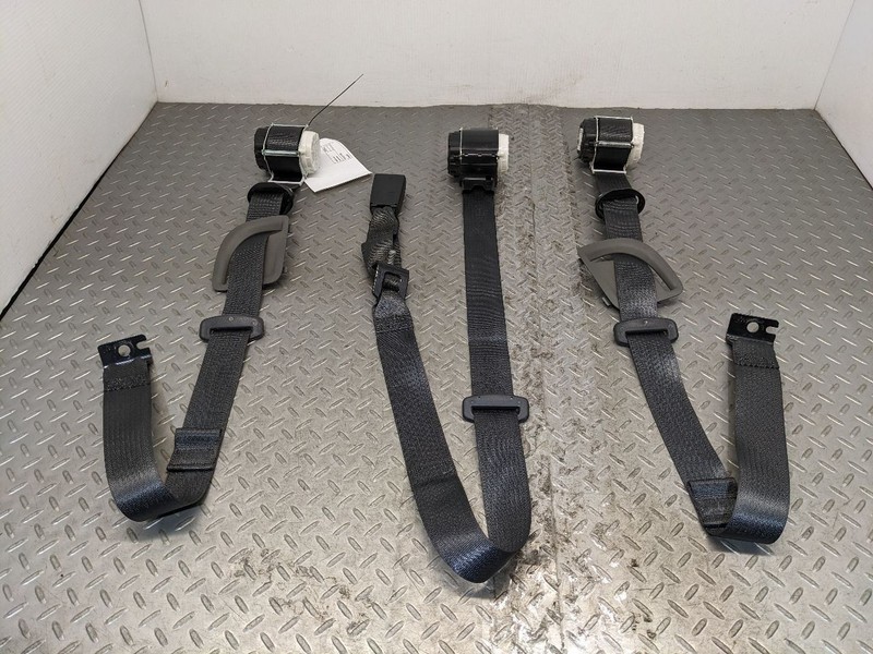 2020-2025 SIERRA REAR SEAT BELTS SET OF 3 BLACK 19-25 1192709
