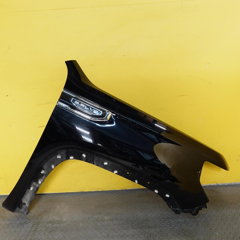 2019-2025 GMC SIERRA 1500 Right Side Fender Oem 84496745 BLACK_8555