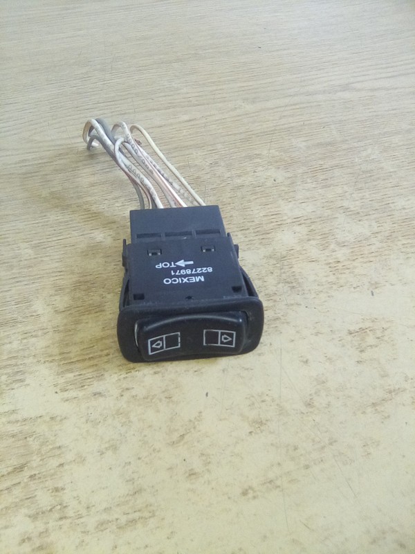 Mack 82278971 Window Rocker Switch W/Connector