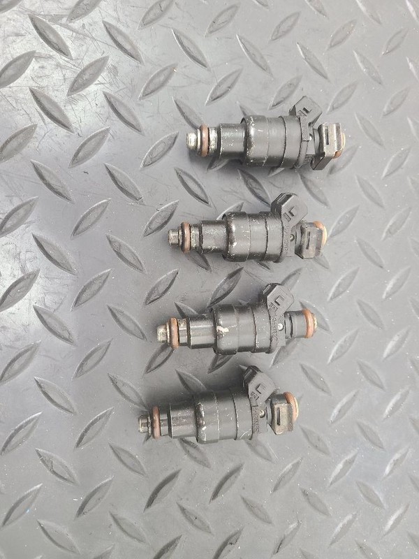 97-99 Dodge Ram 1500 5.2L Fuel Injector Set Of 4 8-318 OEM 53031740AA