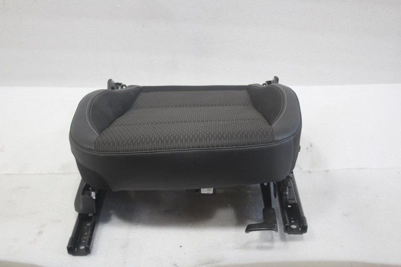 2018-2020 BUICK REGAL RIGHT PASSENGER FRONT SEAT BOTTOM MANUAL EBONY CLOTH HDI