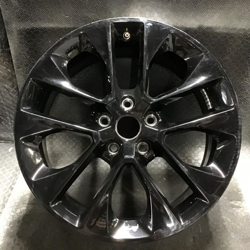 Wheel 20x8 5 V Spoke Painted Fits 20-23 WRANGLER 73585