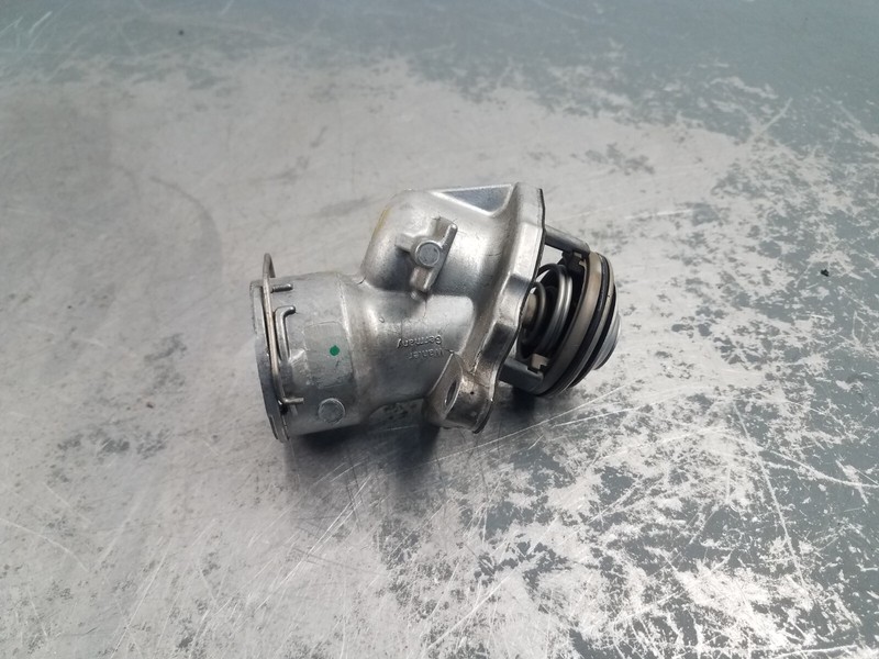 McLaren 720S 4.0L M840T Left Thermostat / Housing#5999 Q8-3
