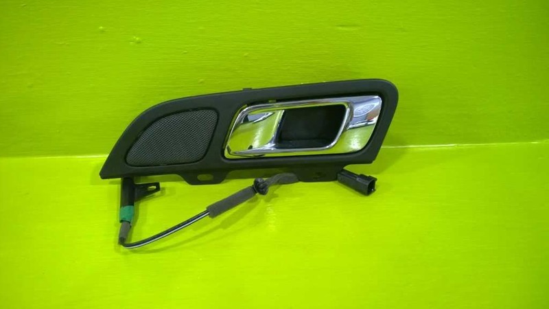 09 10 11 12MKS DRIVER LEFT REAR INTERIOR DOOR HANDLE SPEAKER OEM 2910-61