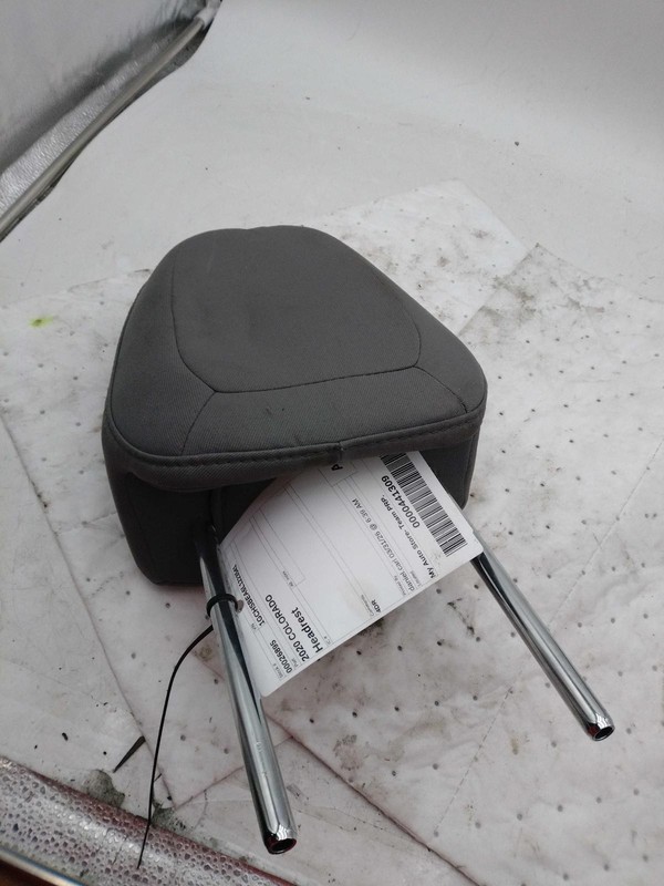 2020 Chevrolet Colorado White Headrest 4660992 Used 104K Miles