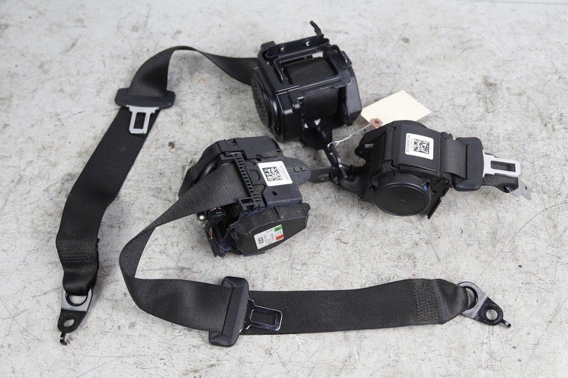 2017-2020 BMW 530i 540i M550i G30 Rear Left Center Right Seat Belt Retractor SET