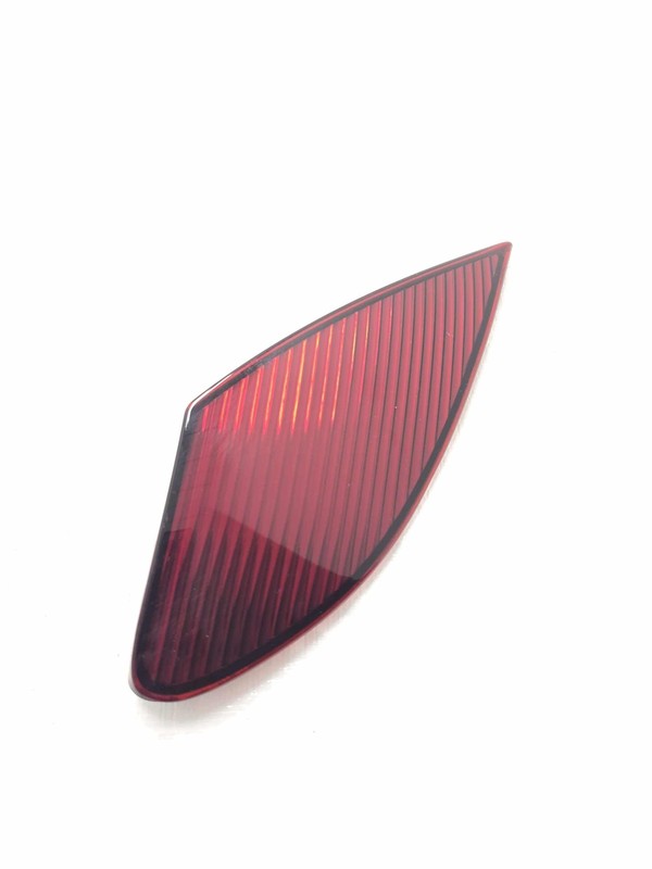 2004 Lexus SC430 RH Passenger Tail Light Reflector Light Scratches P/N 42277214