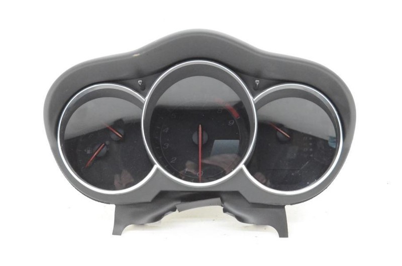 2005-2006 Mazda RX8 Shinka Speedometer Gauge Cluster 62636 MILES