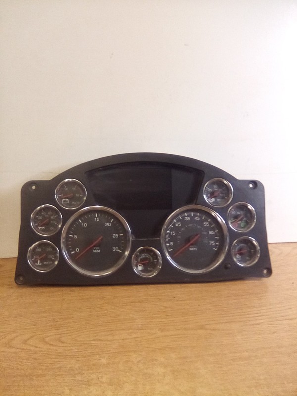 Kenworth T680 Instrument Gauge Cluster Q43-1133-1-1-106