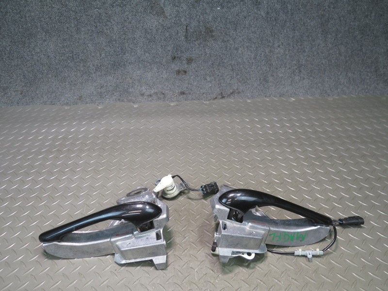 2008-2019 MASERATI GRANTURISMO M145 LEFT & RIGHT DOOR EXTERIOR HANDLE SET OF 2