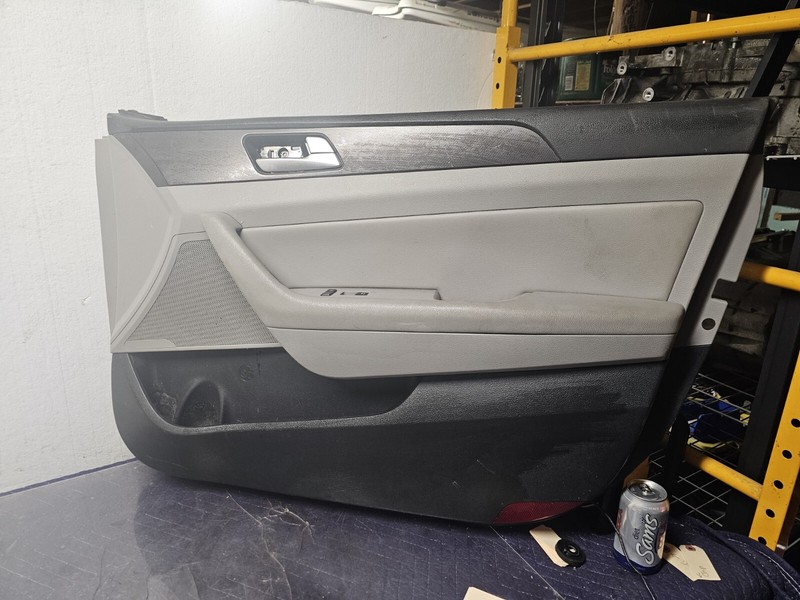 2015-2017 Hyundai Sonata Front Right Door Trim Panel GrayOEM