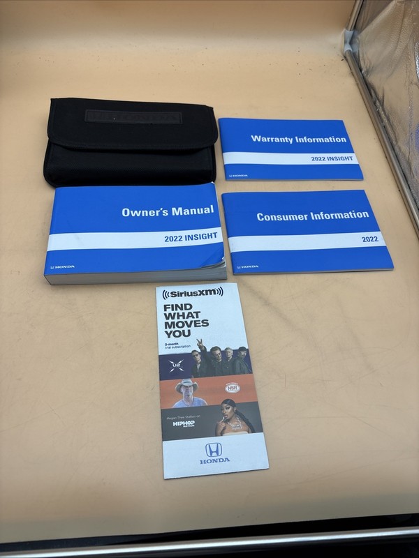 2022 Honda Insight Owners Manual Warranty With Case Included