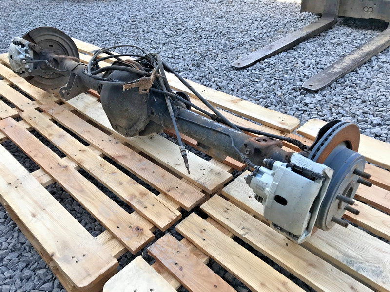 2008 Dodge Ram 1500 Rear Axle Assembly OEM 3.21 Ratio