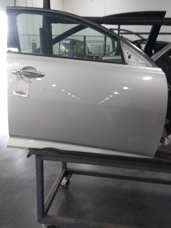 2013 KIA OPTIMA Right Front Door Silver Good Condition No Rust 4DR Sedan
