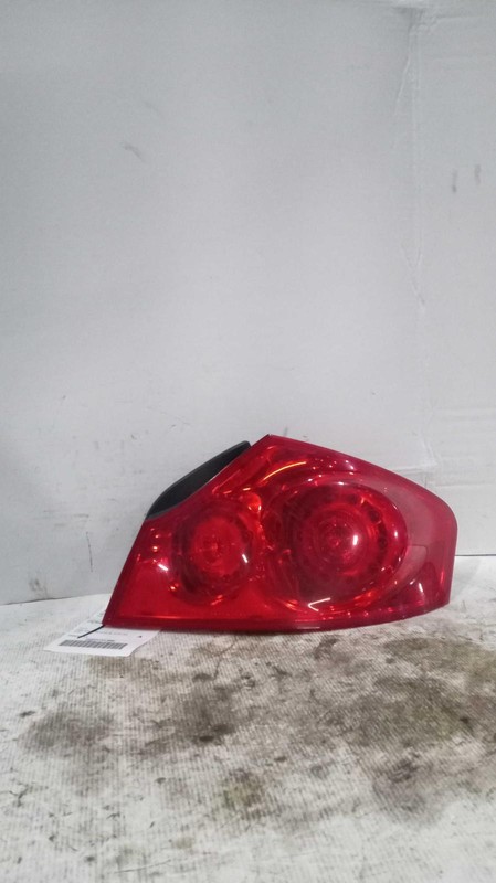 2013 INFINITI G37 Right Tail Light Assembly Silver 363726 Used 133K Miles
