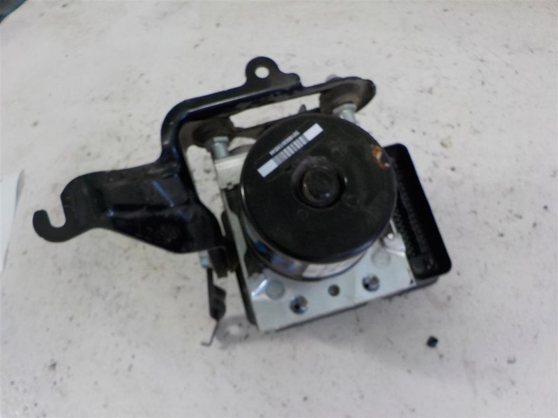 2013-2015 Honda Cr-Z Vsa Abs Pump Modulator Accumulator 57110-Szt-415 Low Miles