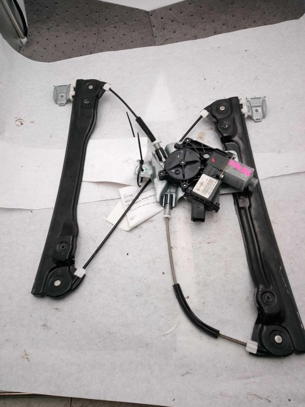 Used Front Left Door Window Regulator Front fits: 2012 Chevrolet Cruze L. expres