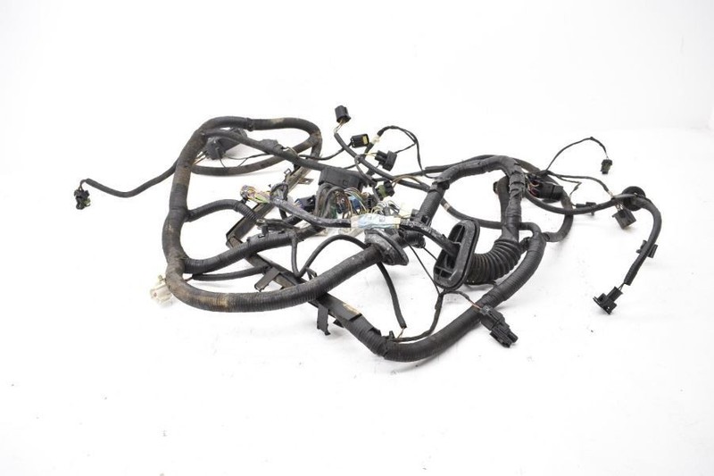 1999 JAGUAR XK8 4.0L CONVERTIBLE FRONT HEADLAMP AND RUSE HARNESS