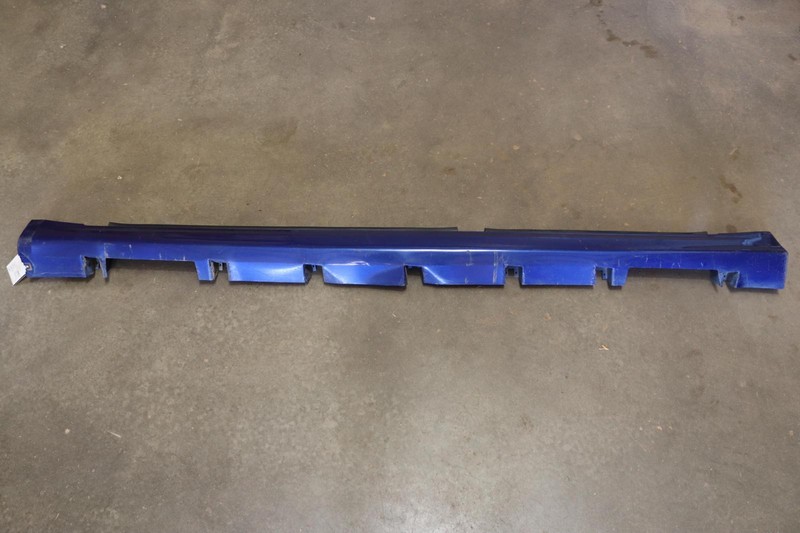 2013-2016 BMW M5 LEFT DRIVER SIDE ROCKER MOLDING SKIRT PANEL BLUE OEM