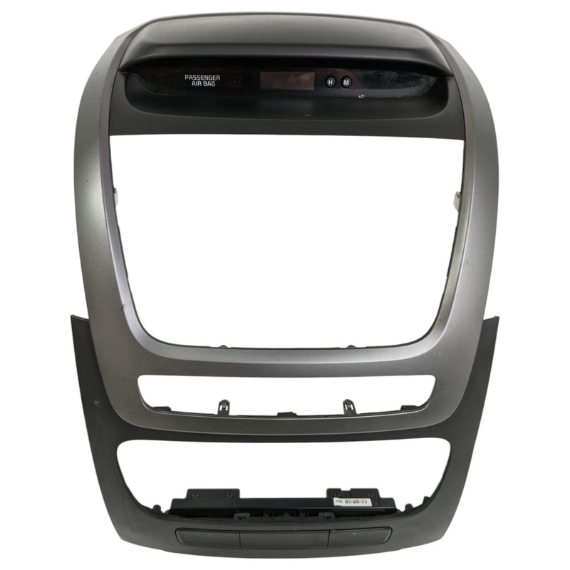2014 2015 Kia Sorento Center Dash Radio Climate Control Clock Trim Bezel OEM