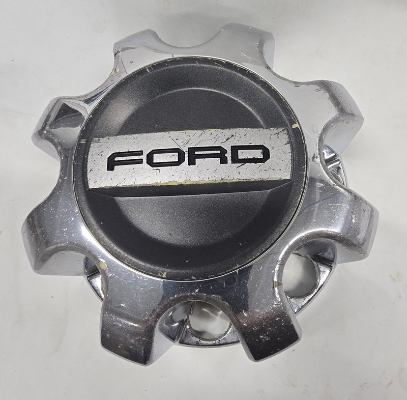 2017-2025 Ford F-250 F-350 SRW OEM Chrome Rear Center Cap 10101 HC3Z1130GBA