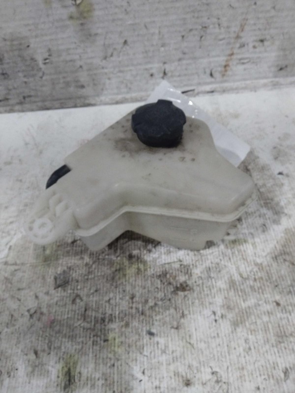 2016 Hyundai Veloster Engine Coolant Reservoir Red OEM 1.6L 254302V800