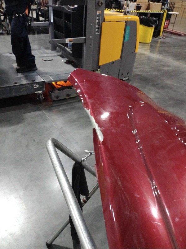GMC Canyon 2017 Left Fender RED 471773 9292