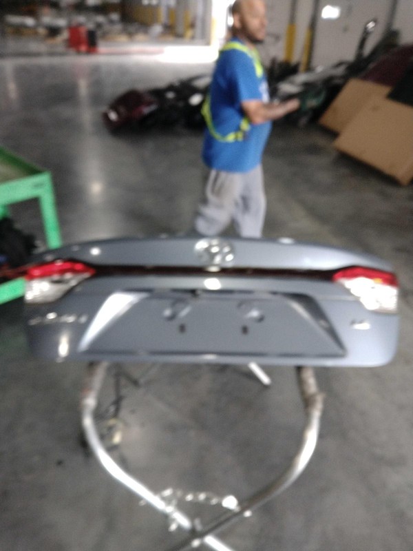 2022 Toyota Corolla Deck Lid Trunk Lid Silver OEM Good Condition 710901