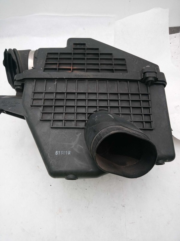 2007 Honda Odyssey Air Cleaner Assembly OEM 17211RGLA10 Used 139k Miles