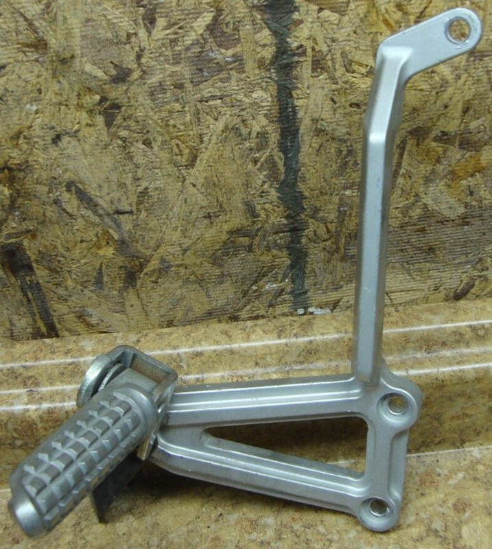 2001 Kawasaki EX250 EX 250 Ninja Right Rear Foot Peg Rest Pedal Passenger 02 I7
