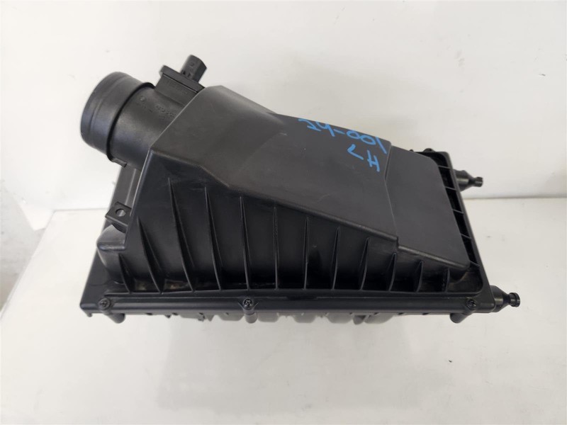 2017-2020 Land Rover Discovery Air Intake Cleaner Filter Box 3.0L Left Side