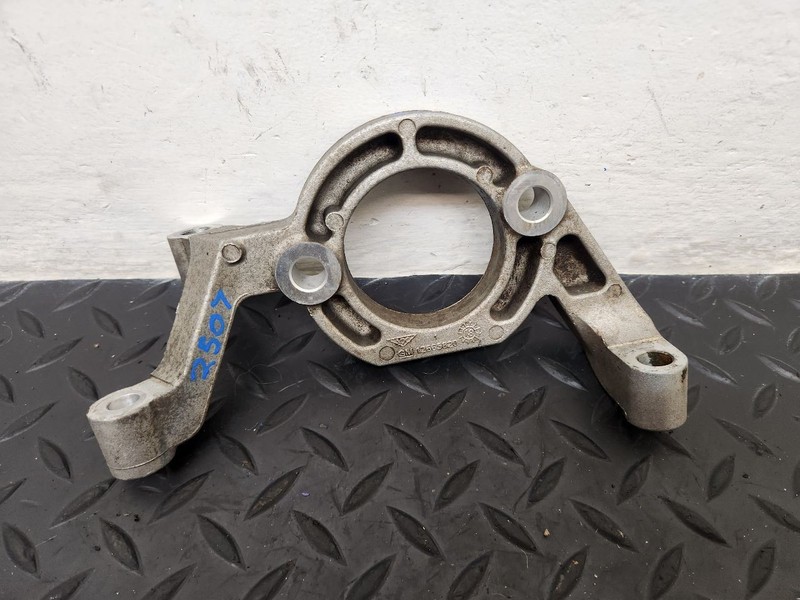 18-24 Chevrolet Traverse 3.6L Transfer Case Mount Bracket OEM 12692716