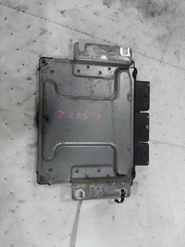 2016 Nissan Rogue Engine Control Module ECM 2.5L OEM 148K Mileage Red