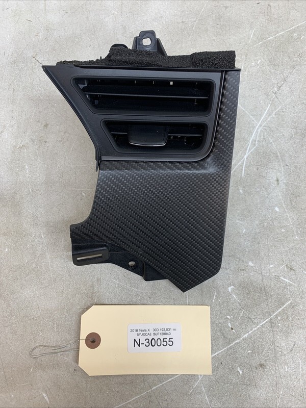 12-20 Tesla Model X Front LH Section Center Dashboard Air Vent Outlet 30055 B154