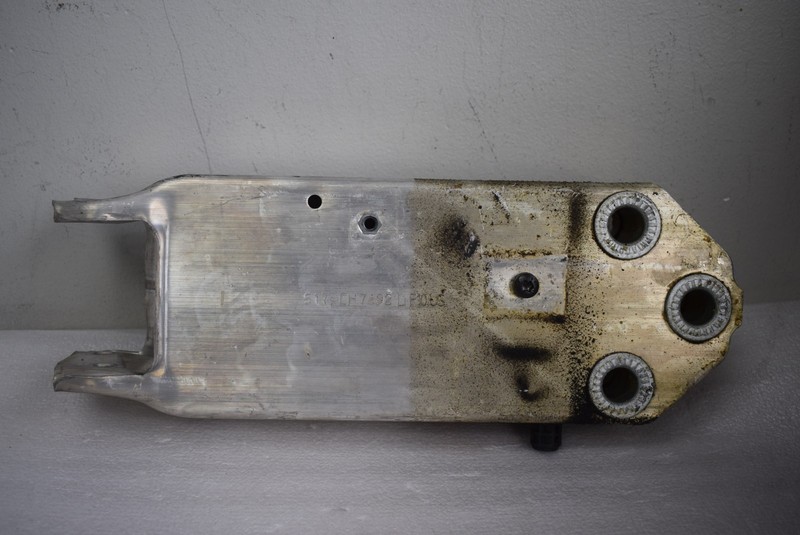 2011-2013 BMW 5 SERIES FRONT RIGHT REINFORCEMENT BRACKET FACTORY OEM