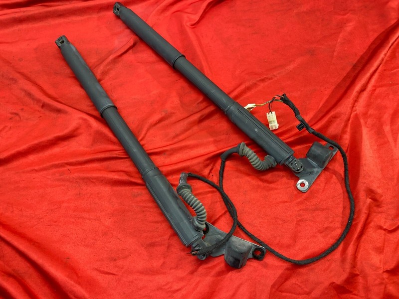 07-13 BMW E70 X5 Rear Tailgate Trunk Lid Electric Spindle Drive Shock Set! OEM✅
