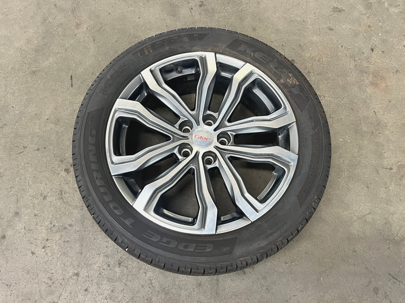 ⭐2018-2024 GMC TERRAIN DENALI WHEEL RIM TIRE 235/50/19 19X7.5 OEM LOT2667