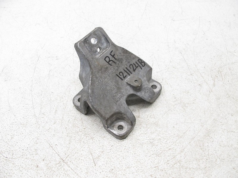 16-20 JAGUAR X260 XF 17-19 XE 3.0 S/C ENGINE MOUNT BRACKET RIGHT OEM 121124B