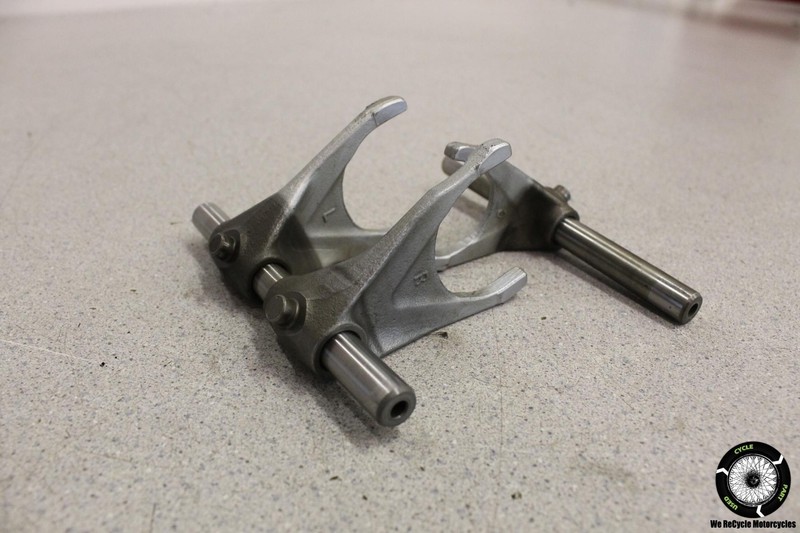 2006 Yamaha Road Star XV1700AT SHIFT SHIFTER FORK FORKS SELECTOR XV 06 1700
