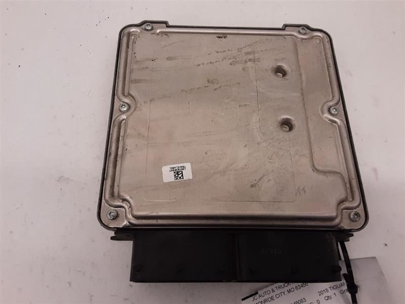 Engine ECM Electronic Control Module Mexico Built Fits 18-19 TIGUAN 3204408