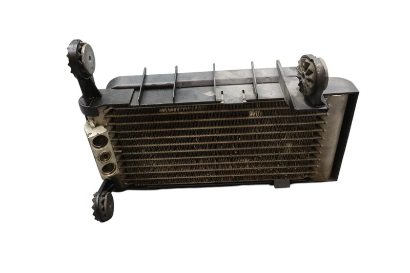 09-11 BMW E89 Z4 RWD Front Engine Oil Cooler Radiator 17217585717 Oem