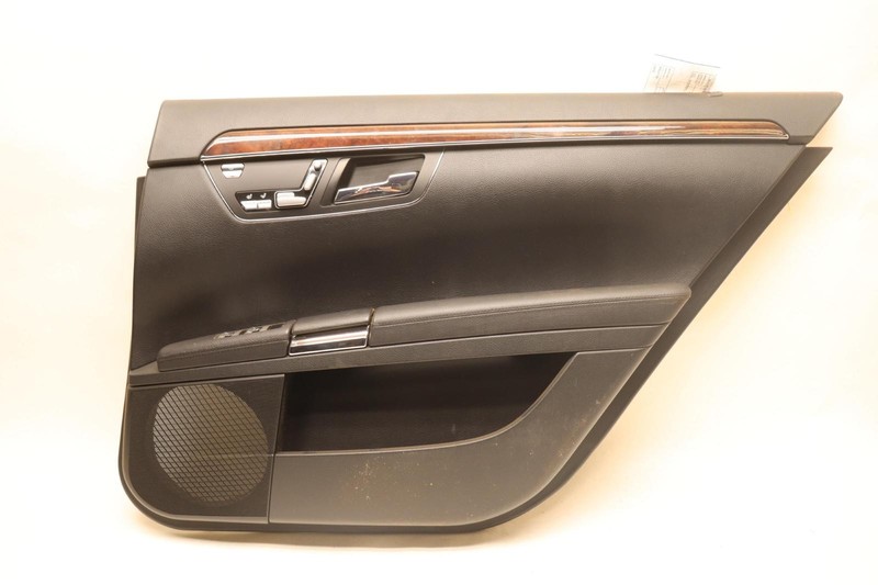 2007-2013 MERCEDES S-CLASS S550 W221 REAR RIGHT SIDE DOOR PANEL TRIM COVER OEM