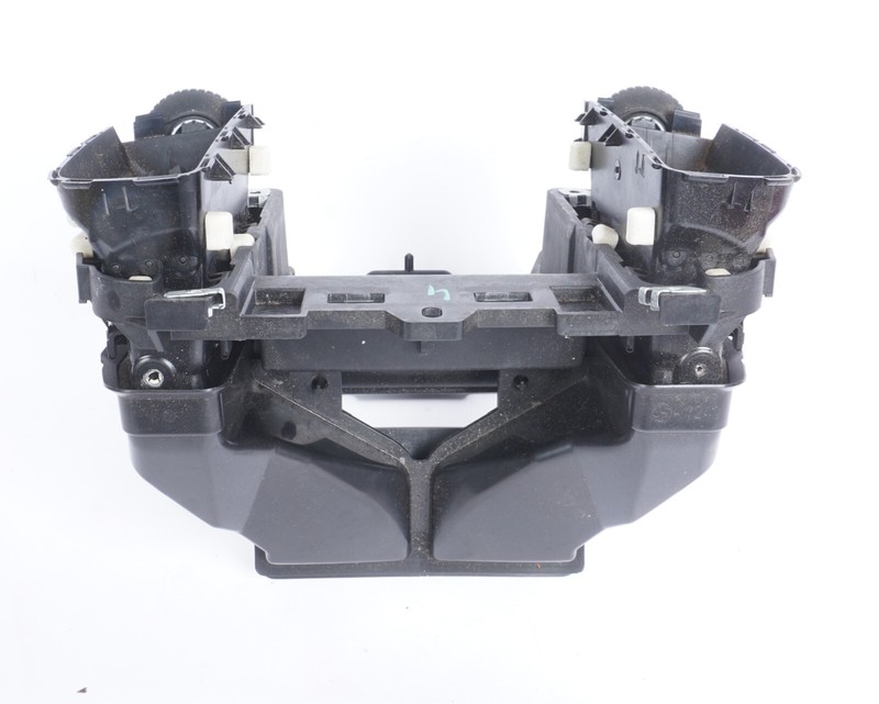 11-18 Porsche Cayenne 958 Rear Center Console Mount Bracket 7P5863239F OEM