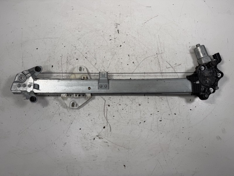 013-017 Honda Accord 4DR LX Left Front Window Regulator 72250-T2A-A11 OEM