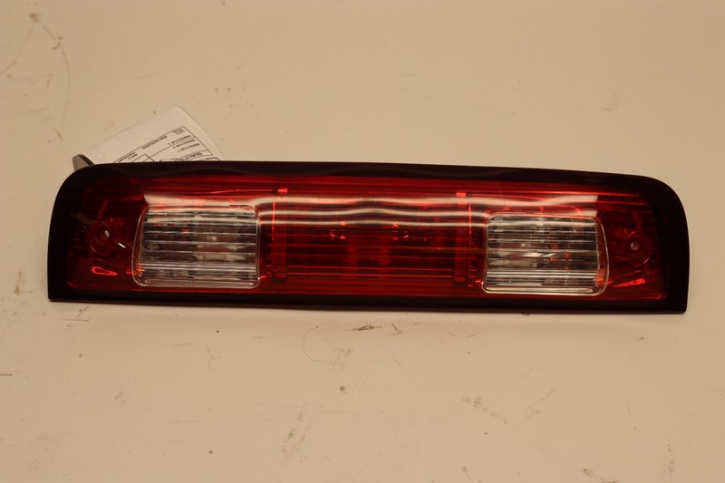 2011-2018 DODGE RAM 1500 2500 3500 3RD HIGH MOUNT CENTER BRAKE LIGHT LAMP OEM