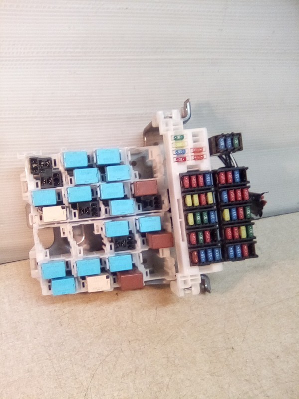 2022 Hino Fuse/ Relay Block