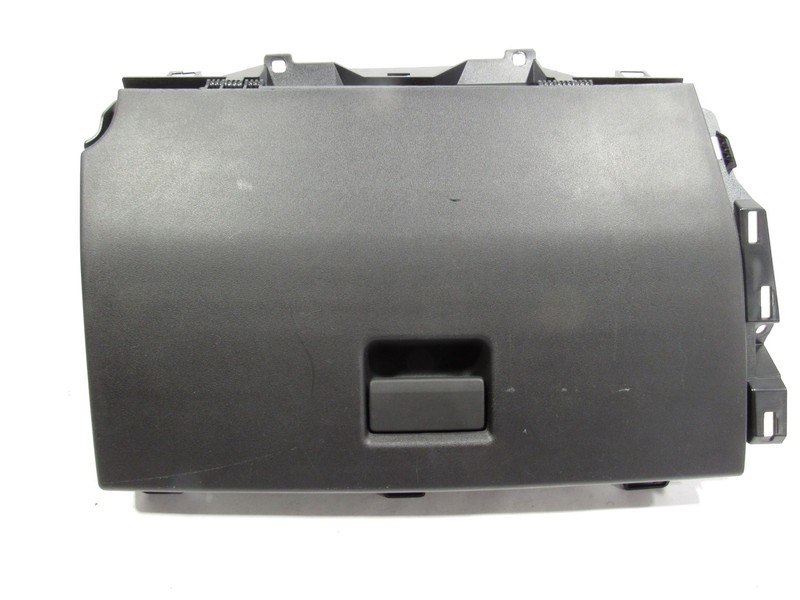 15-19 Land Rover Discovery Sport 2018 L550 Right Dashboard Glove Box Storage ;