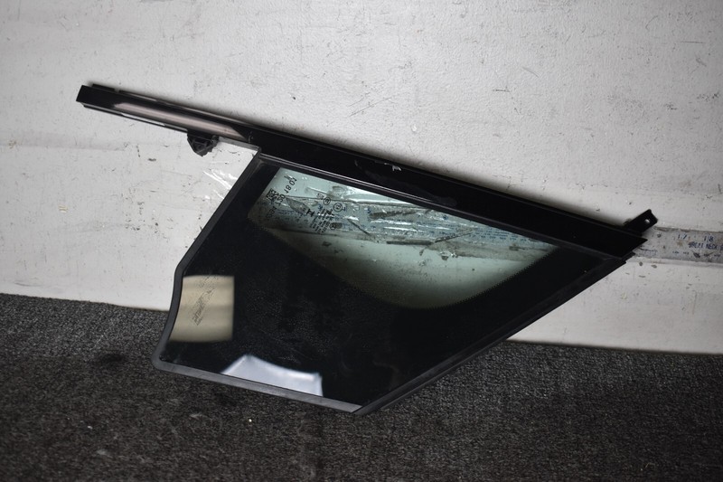 2023-2024 MERCEDES BENZ EQS FRONT RIGHT FORWARD GLASS FACTORY OEM