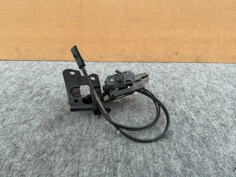 INFINITI Q50 Q60 2014-2024 OEM LEFT & RIGHT RADIATOR SUPPORT HOOD LATCH W CABLES