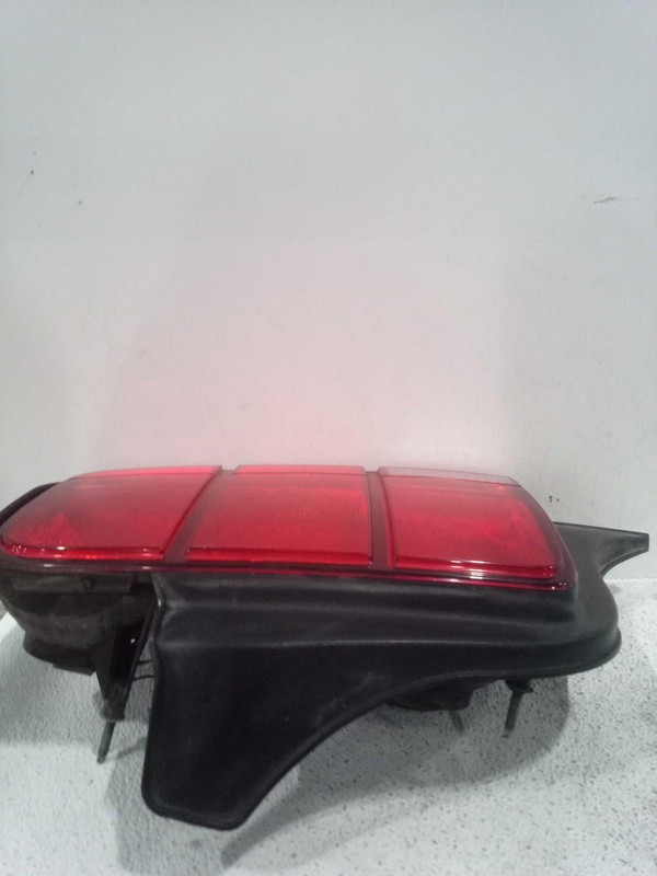 2007 Ford Mustang Right Tail Light Assembly Grey OEM 115217 Used 216K Miles